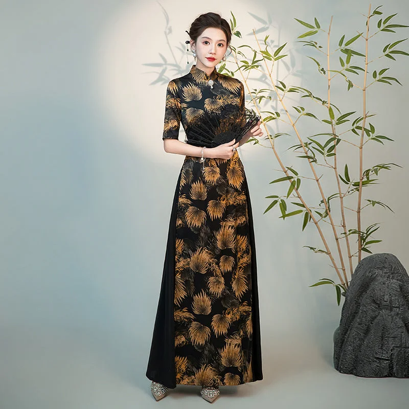 Half Sleeves Cheongsam Top Vietnamese Ao Dai Dress Floral Dress includes Loose Pants