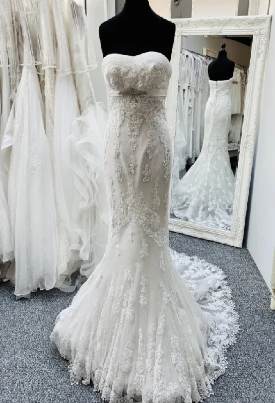 Pronovias  Balira